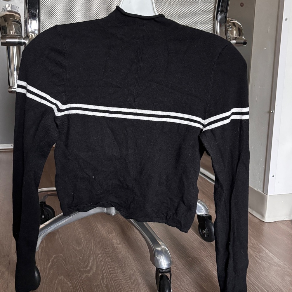 Urban Outfitters Black Cropped Sweater with White Stripes